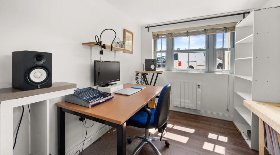 Office_01