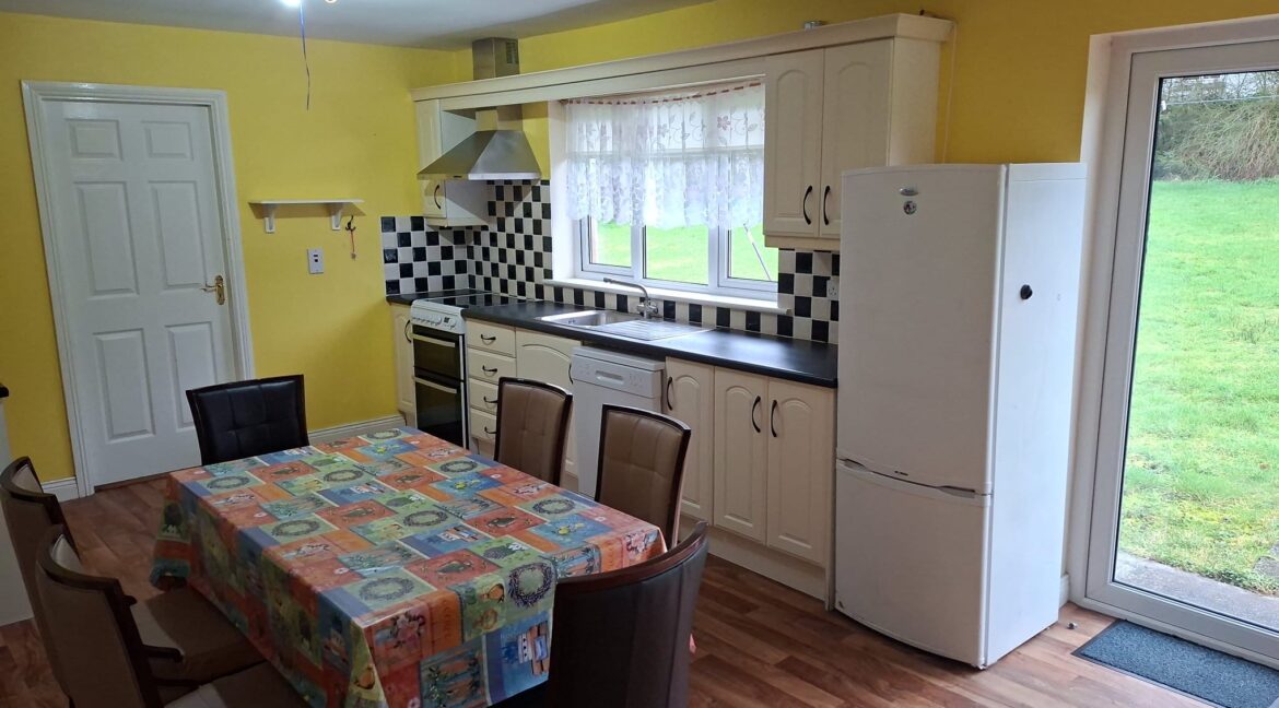 fdb8beec-00fe-4370-8d70-d4852e9bff52